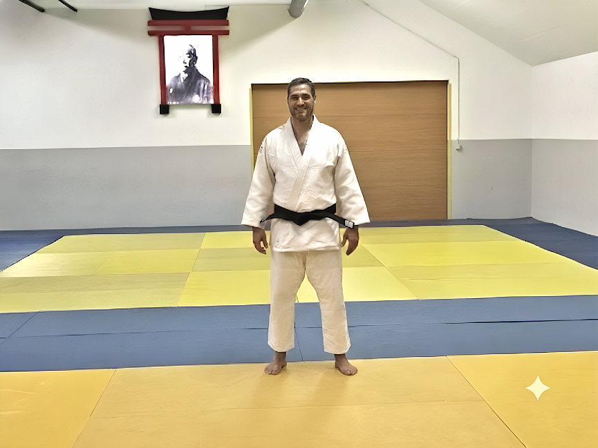 João Alves, do CJTN, no exame de graduação de 1º Dan