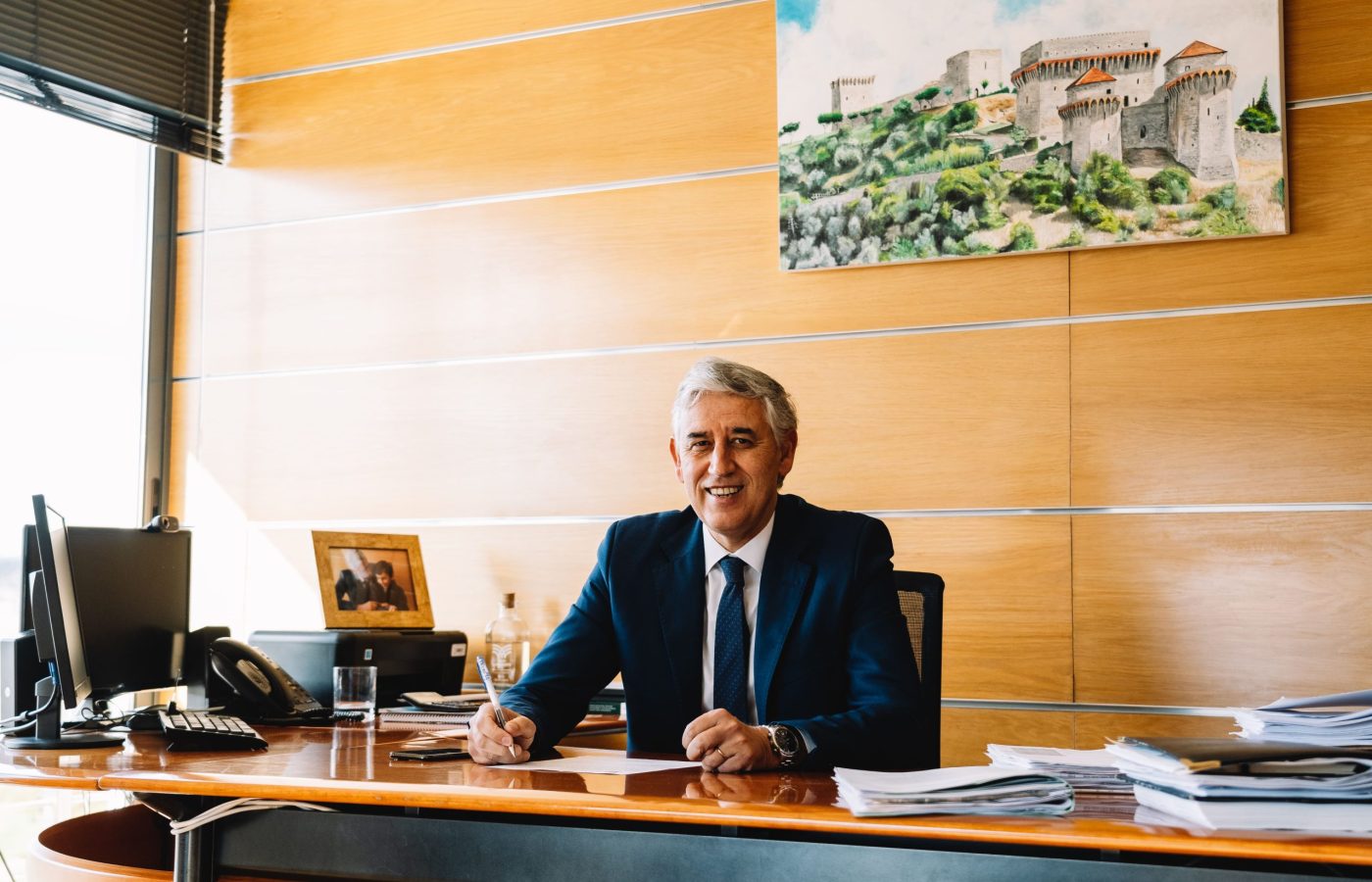 Luís Miguel Albuquerque, Presidente da Câmara Municipal de Ourém, no seu gabinete