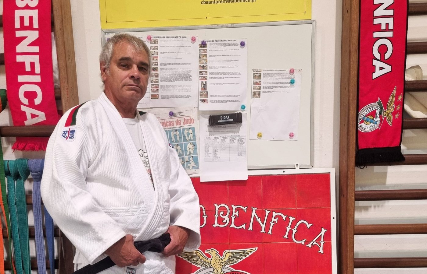 Jorge Vítor, treinador de Judo da Casa Benfica de Santarém, de judogi